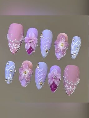 NailVesta Almond Press-On Nail Set - Taro Petal